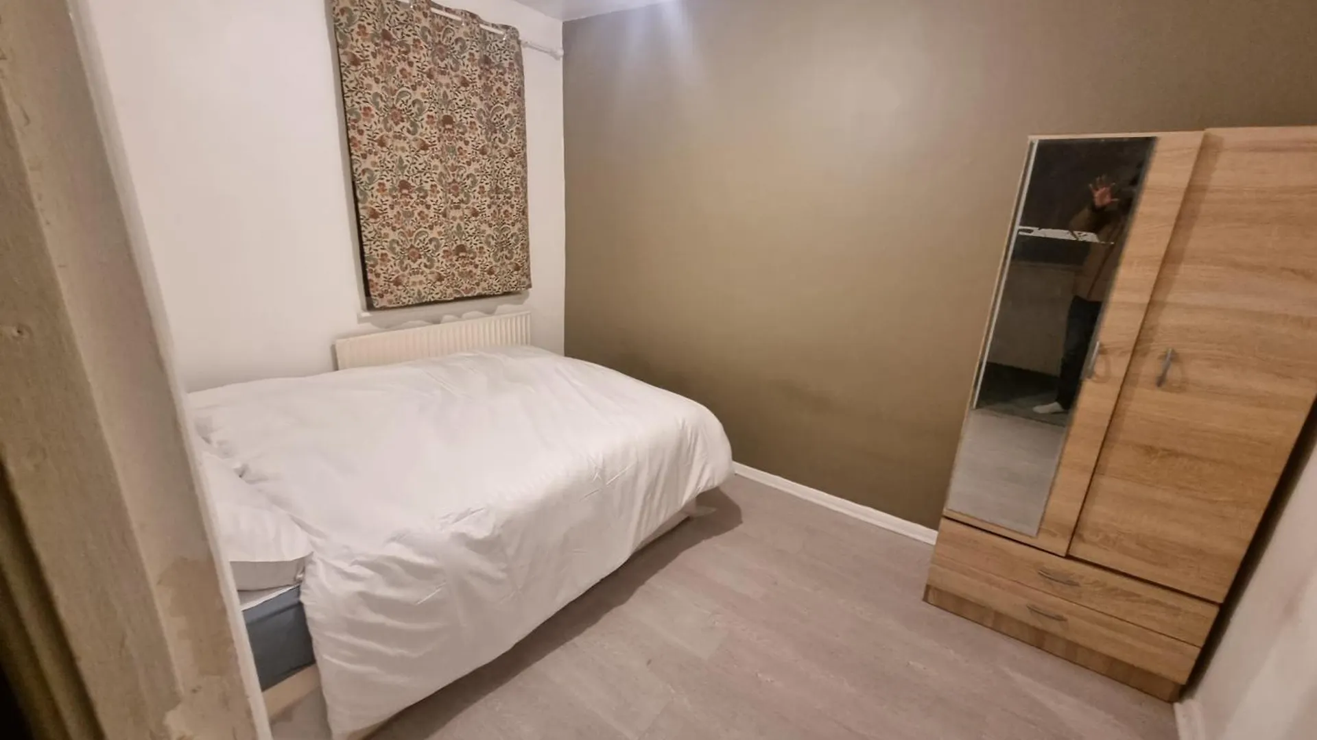 Homestay Canning Town Accommodation 3 London United Kingdom