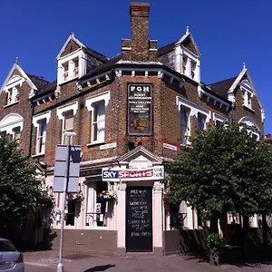 Kro Forest Gate - Free Parking Limited Spaces, London